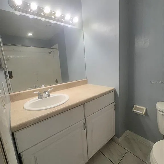 205 Eden Ln #E — Photo 24