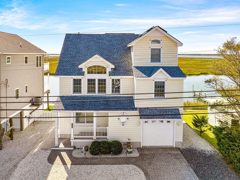 1st image of 727 Stone Harbor Blvd