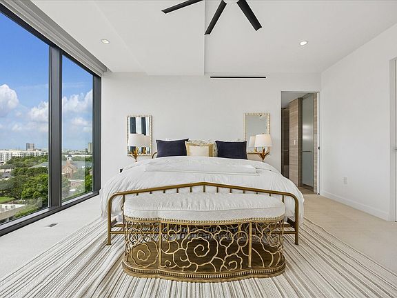 4th image of 3433 Westheimer Rd #702
