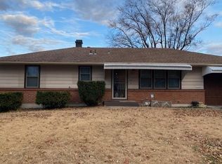 3925 S Lynn St, Independence, MO 64055