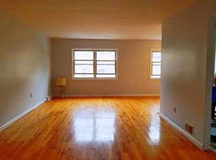 20824 15th Rd FL 2ND, Bayside, NY 11360