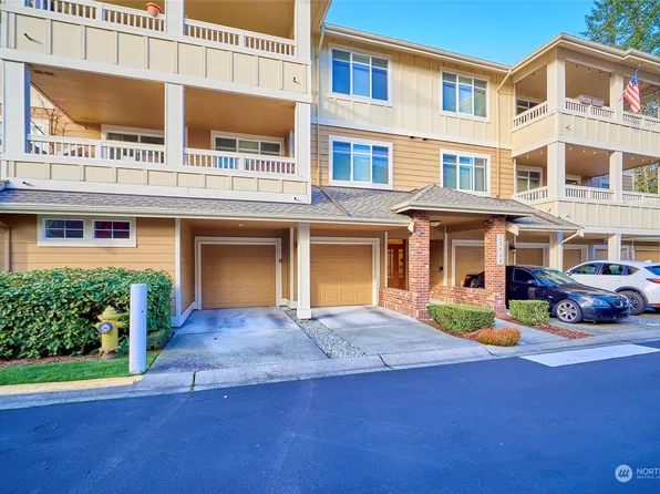 23948 NE 115th Lane #202, Redmond, WA 98053