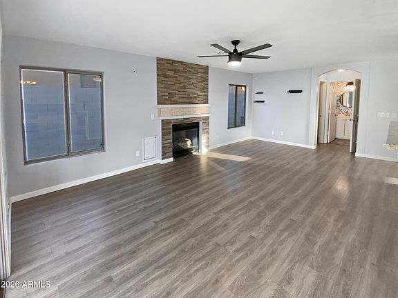 3rd image of 6408 W CHISUM Trail