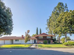 6585 E Harvey Ave, Fresno, CA 93727