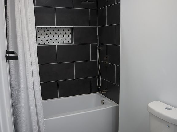 5th image of 1311 E 118th St Suite 3