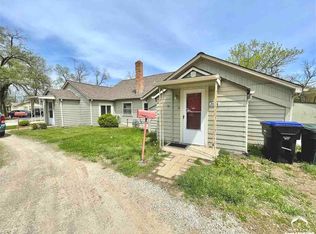 2602 SW Washburn Ave, Topeka, KS 66611