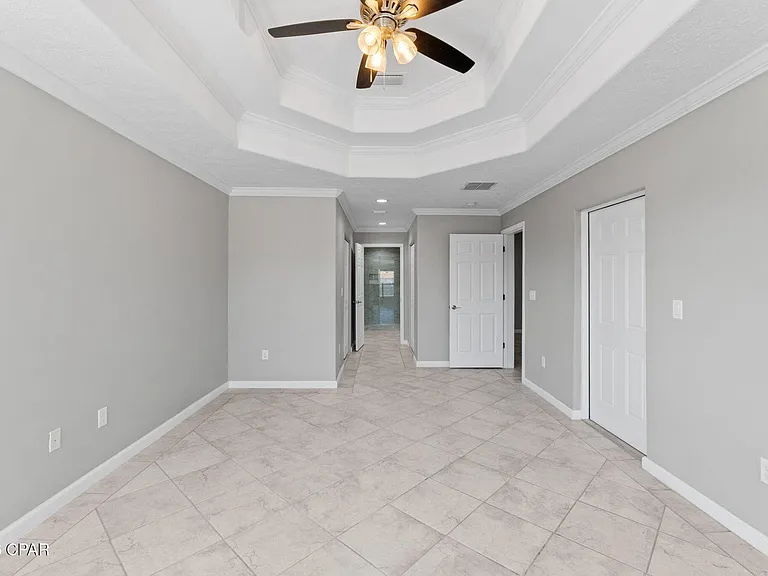 1041 Plantation Dr — Photo 7