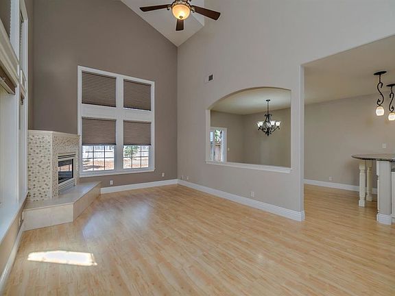 3rd image of 3503 Koso St