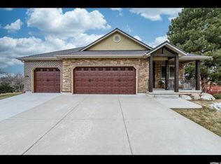 1856 Mountain Pines Ln, Ogden, UT 84403