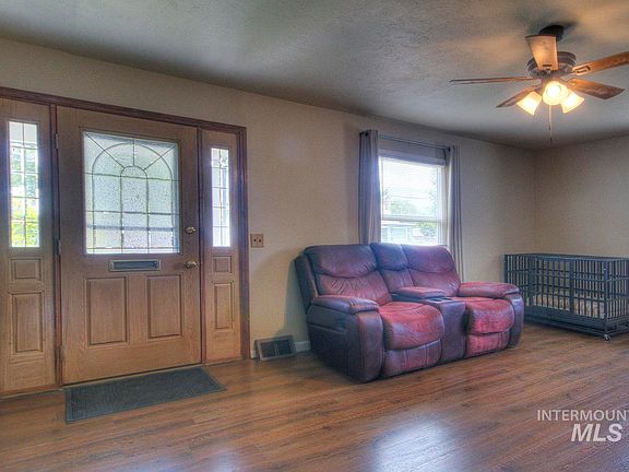 3rd image of 351 W Main St S