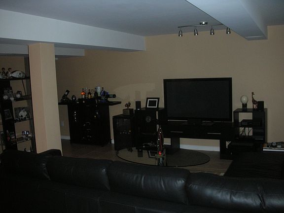 5th image of 254-33 75th Ave #1ST