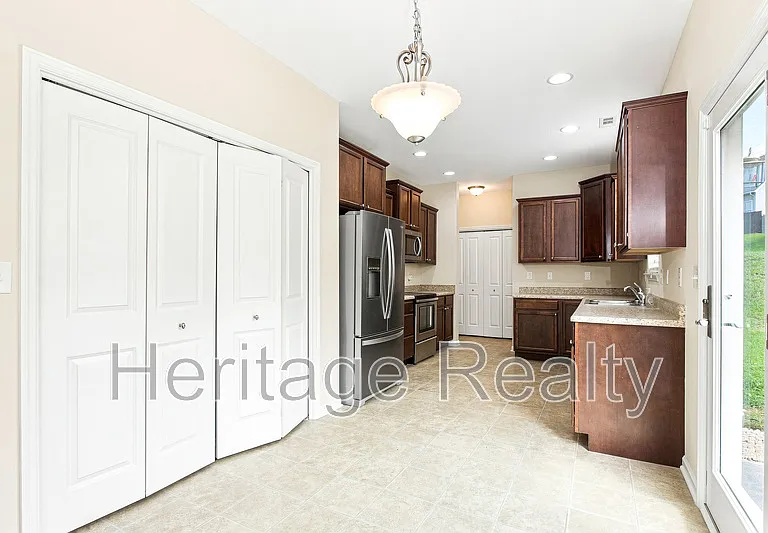 10728 Gable Run Dr — Photo 6