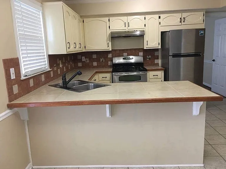 31 Springfield Ct — Photo 5