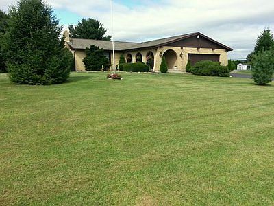 1st image of 391 S Hokendauqua Dr