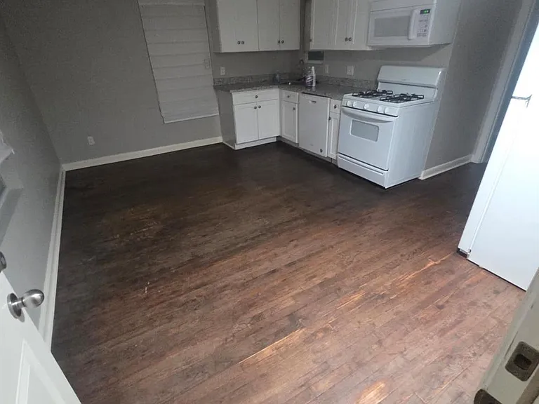 3502 Rosedale St #C — Photo 8