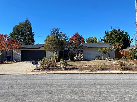 4th image of 260 Valencia Dr