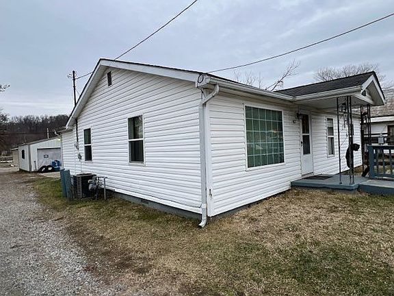 4th image of 42 Church St