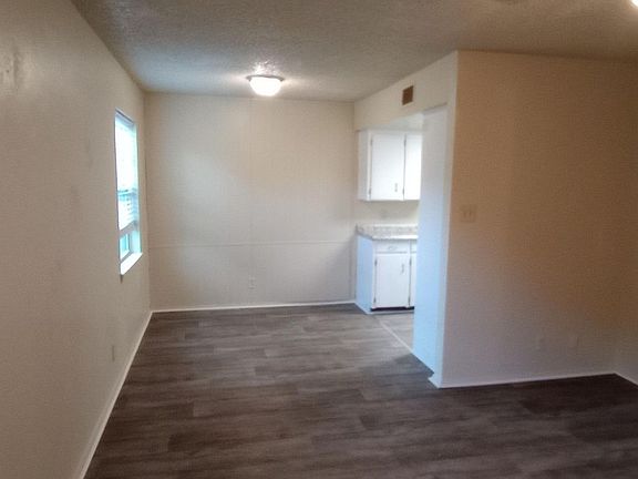 5th image of 1410 N Mary St APT 11