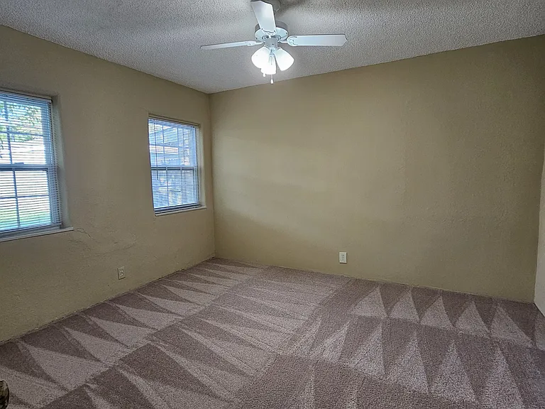 10105 Galway Dr — Photo 6