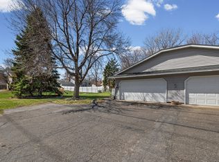 7517 Xerxes Ave N, Brooklyn Park, MN 55444