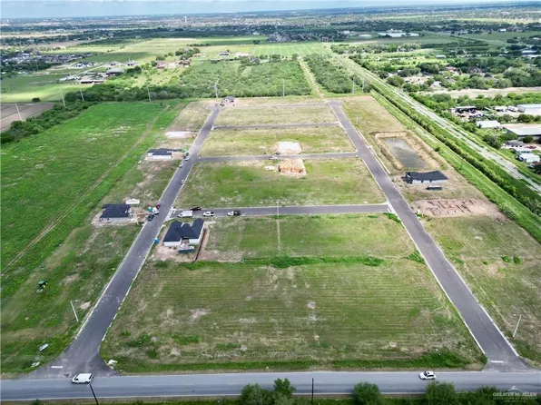 907 40th St, San Juan, TX 78589