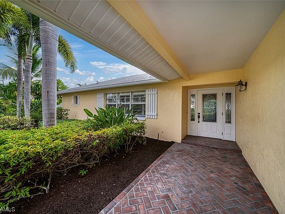 3rd image of 27256 Belle Rio Dr