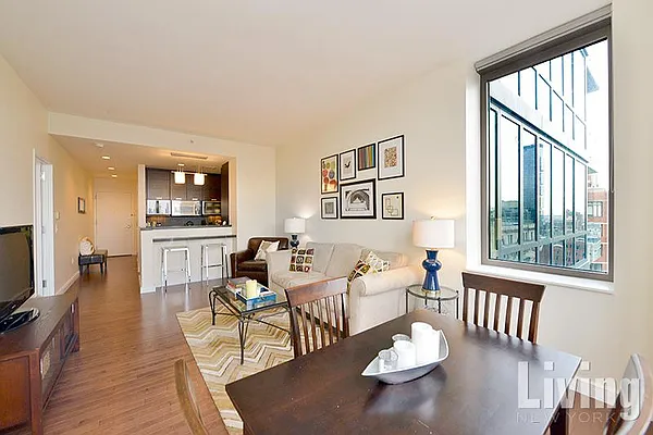 Sold by Living New York | media 3