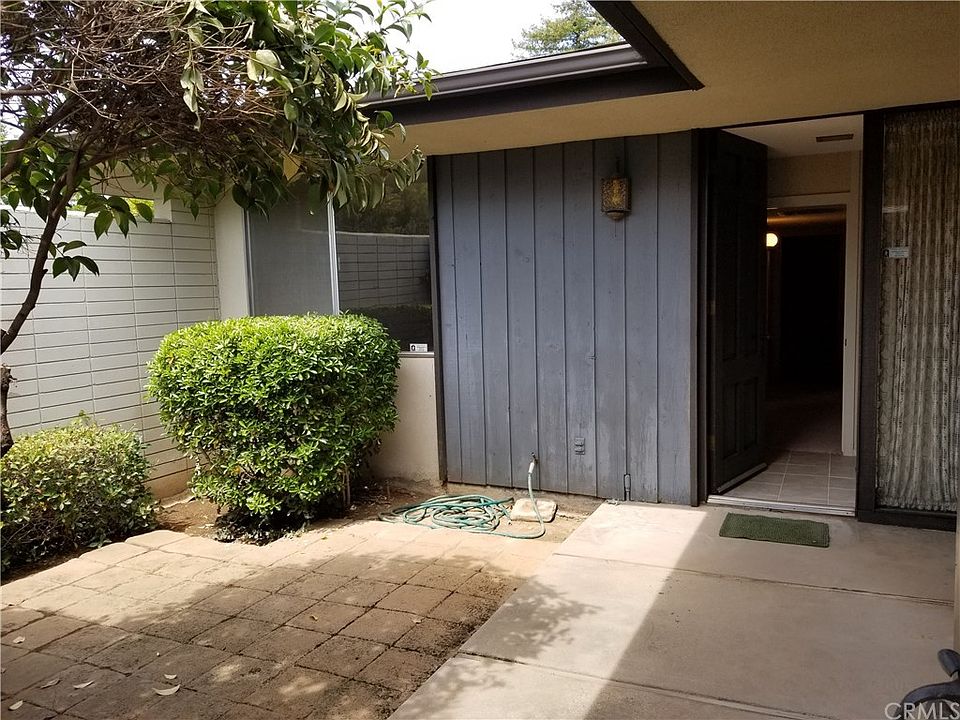 1st image of 539 W Scott Ave