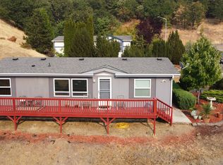 289 SE Cordelia Dr, Myrtle Creek, OR 97457