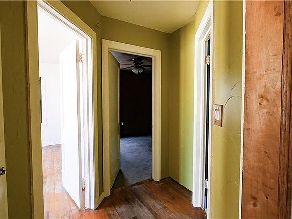 5th image of 3904 Thomas Dr