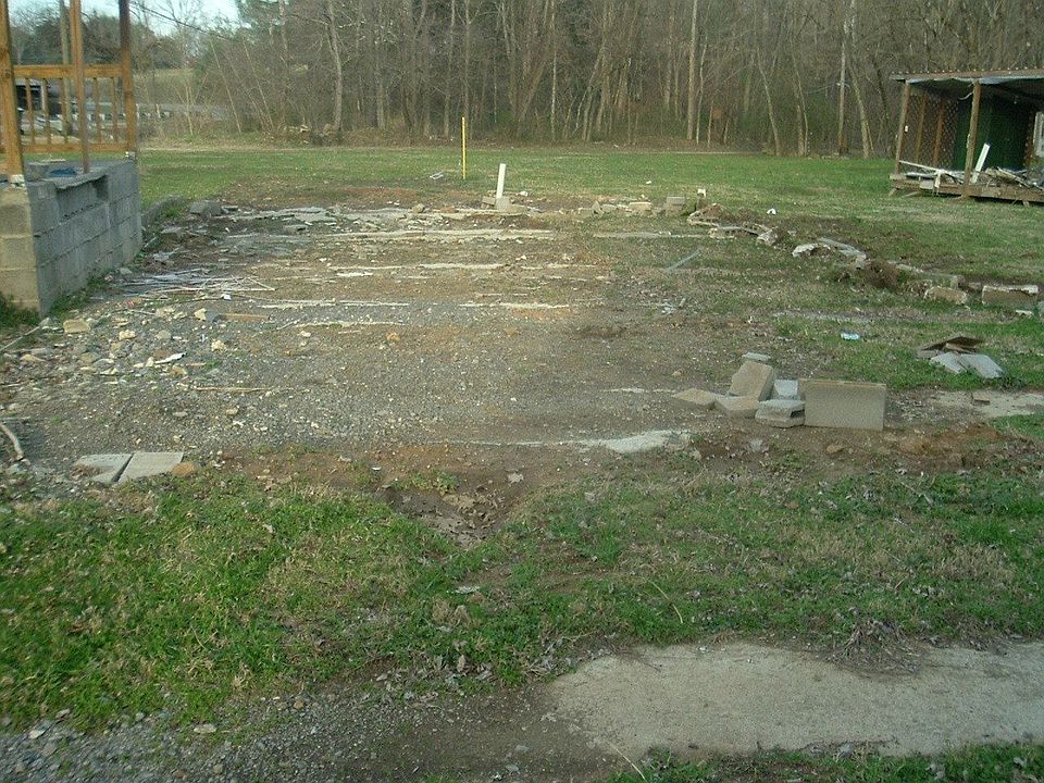 2nd image of 15562 Old State Highway 28