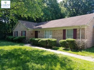 741 Plumstead Rd, Charlotte, NC 28216