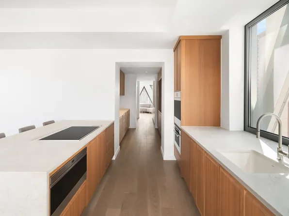 30 East 31st Street image 4 of 9