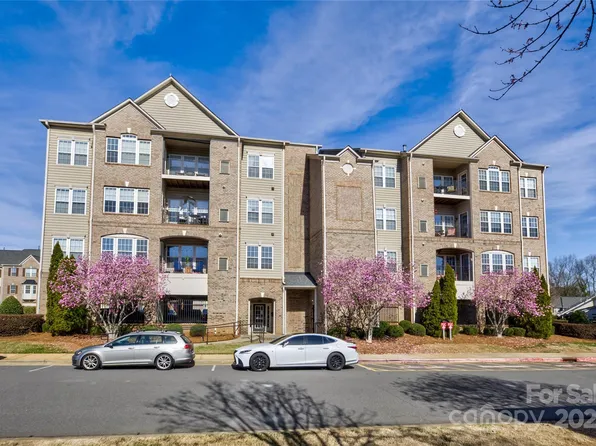 6006 Union Pacific Ave APT F, Charlotte, NC 28210