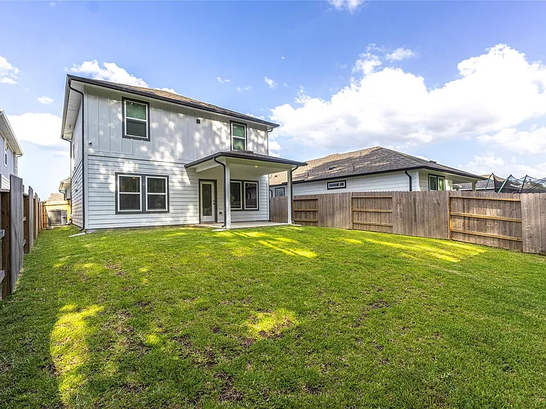 18672 Presswood Way — Photo 20