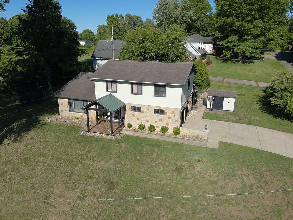 1st image of 8660 Hillcrest Rd