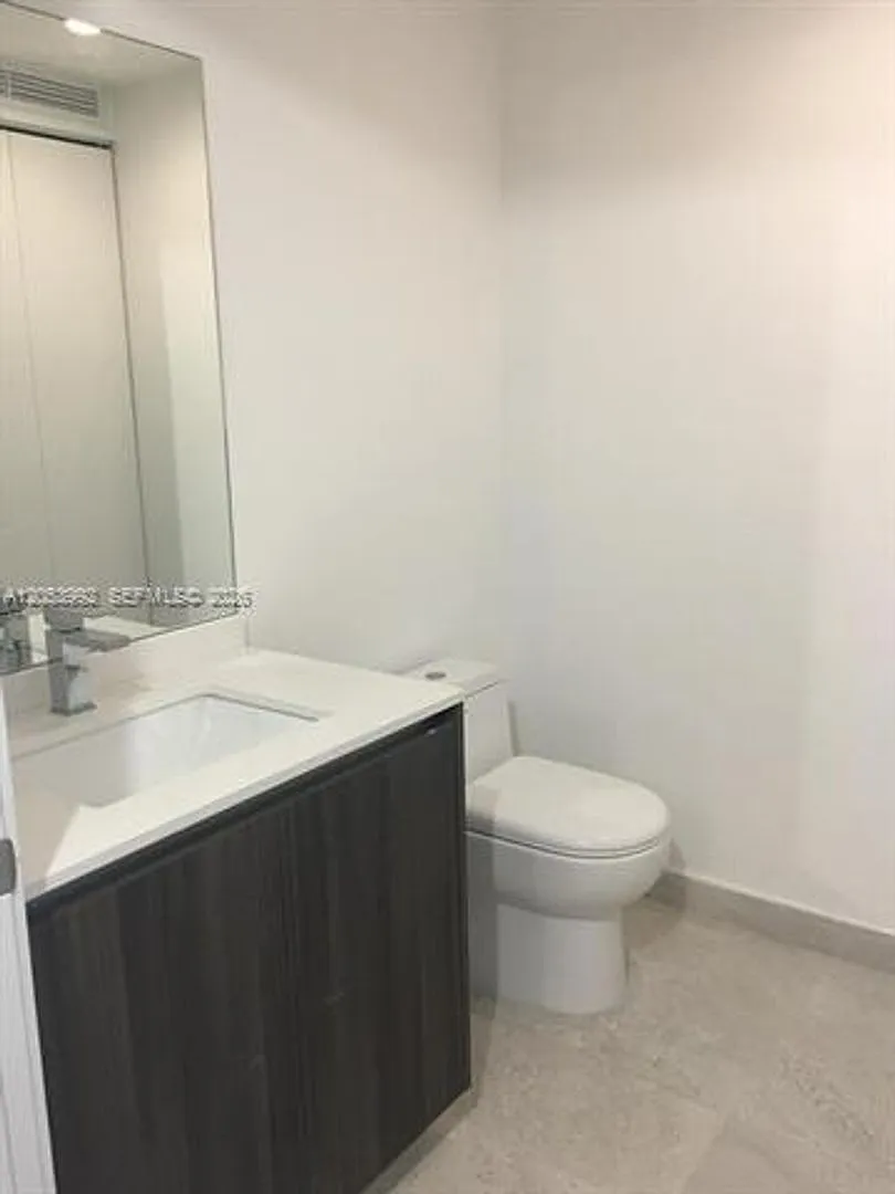 488 NE 18 St cu-809 , Miami, FL 33132 — Photo 2
