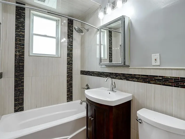 270 Stevens Ave #2 — Photo 12