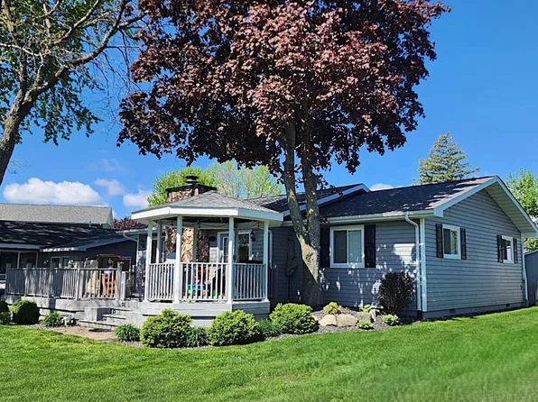 113 Pocahontas Trl, Prudenville, MI 48651