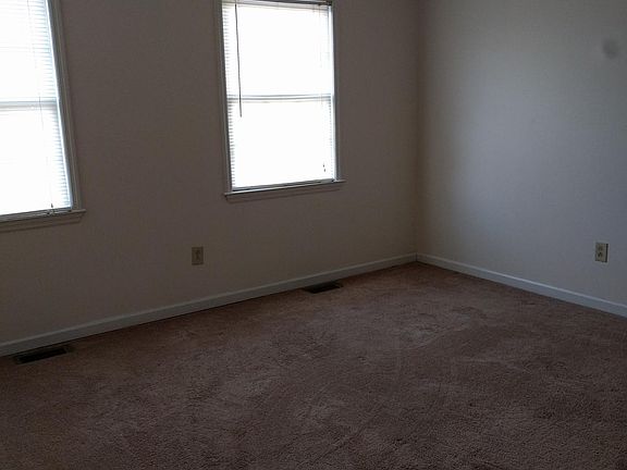 5th image of 104 Manna Dr APT 3