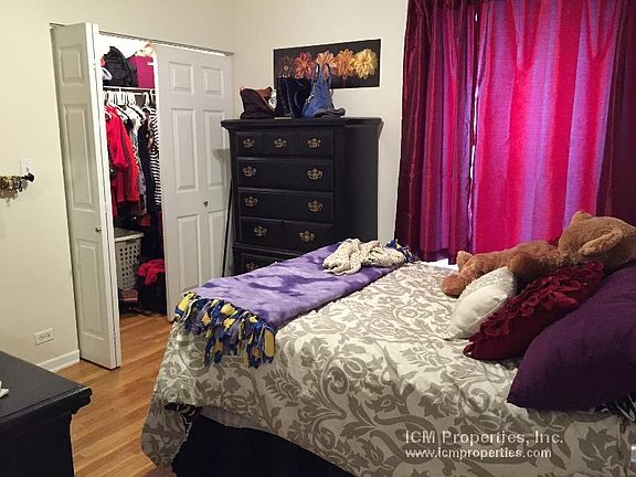 4th image of 3910 N Pine Grove Ave #6
