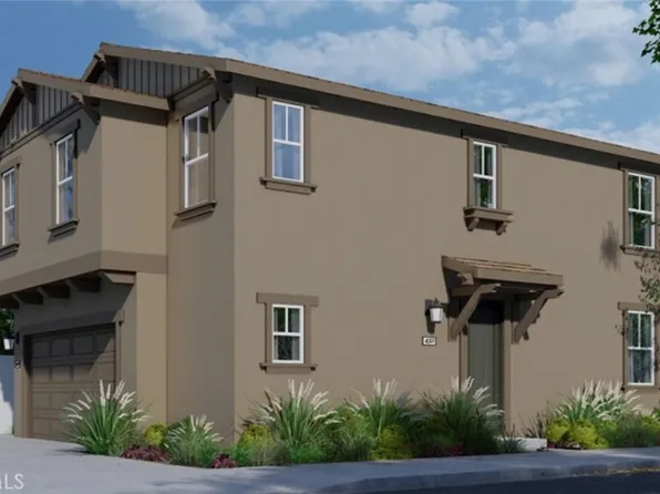 2559 Gunner Ridge Way, Rialto, CA 92377