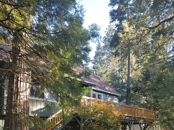 24861 Faulhorn Dr, Crestline, CA 92325