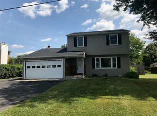 8061 Trina Cir, Clay, NY 13041