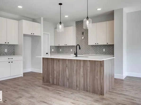 13 Scoria Wynd, Fort Saskatchewan, AB T8L 0Z1