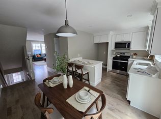 32 Charter St, Exeter, NH 03833