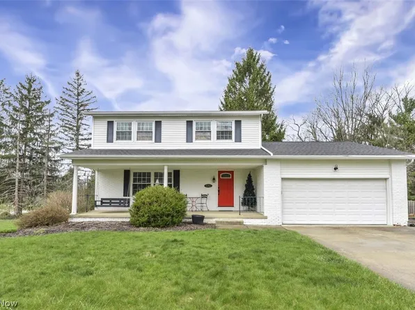 5782 Holland Dr, Hudson, OH 44236