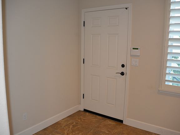 5th image of 671 W Jardin Ter #671
