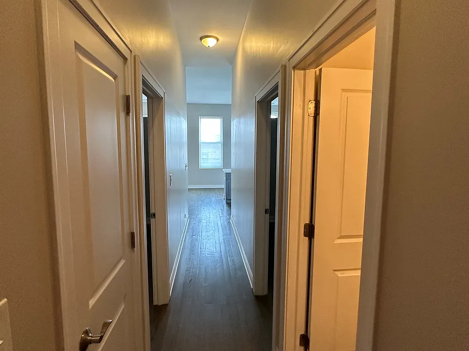 2620 W Cermak Rd #2F