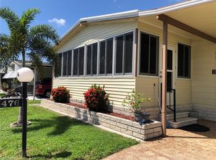 476 Dawn Dr, North Fort Myers, FL 33903